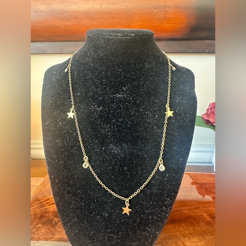 Plunder Designs Women’s Gold Tone Star & Clear Gem Station Necklace EUC